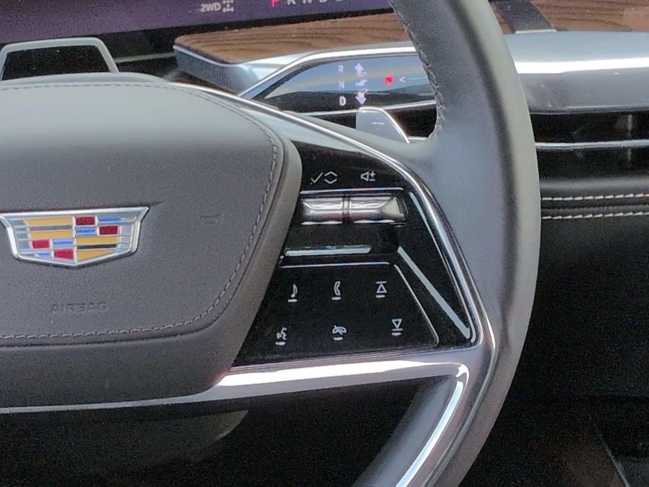 Thumbnail: 2025 Cadillac Escalade - 25