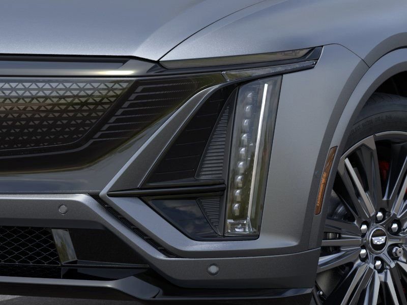 Thumbnail: 2026 Cadillac Lyriq - 10