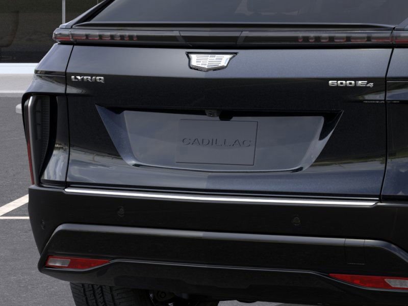 Thumbnail: 2025 Cadillac Lyriq - 14