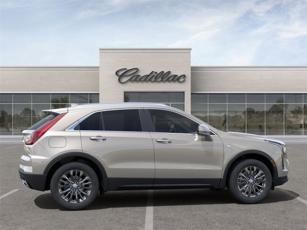 2024 Cadillac XT4 Premium Luxury 5