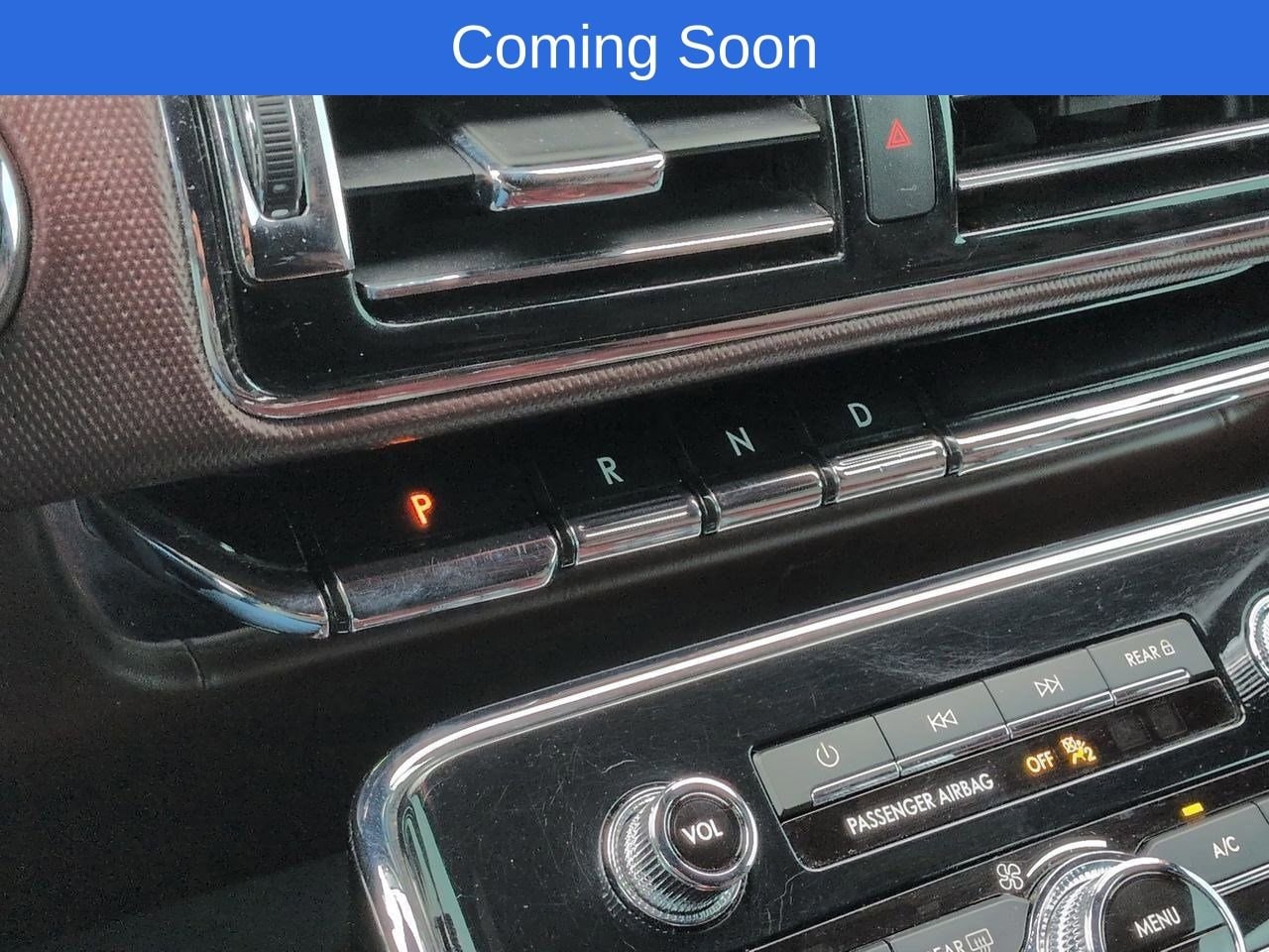 Thumbnail: 2019 Lincoln Navigator - 32