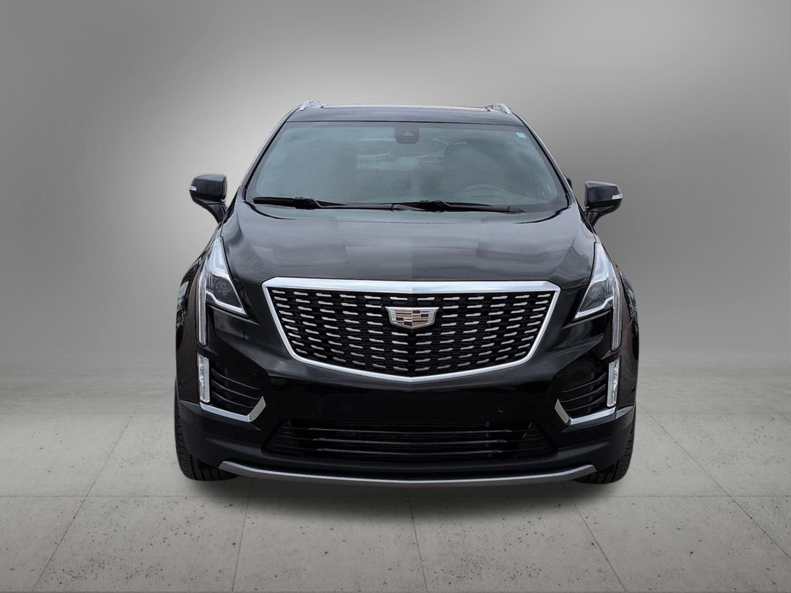 Thumbnail: 2023 Cadillac XT5 - 9