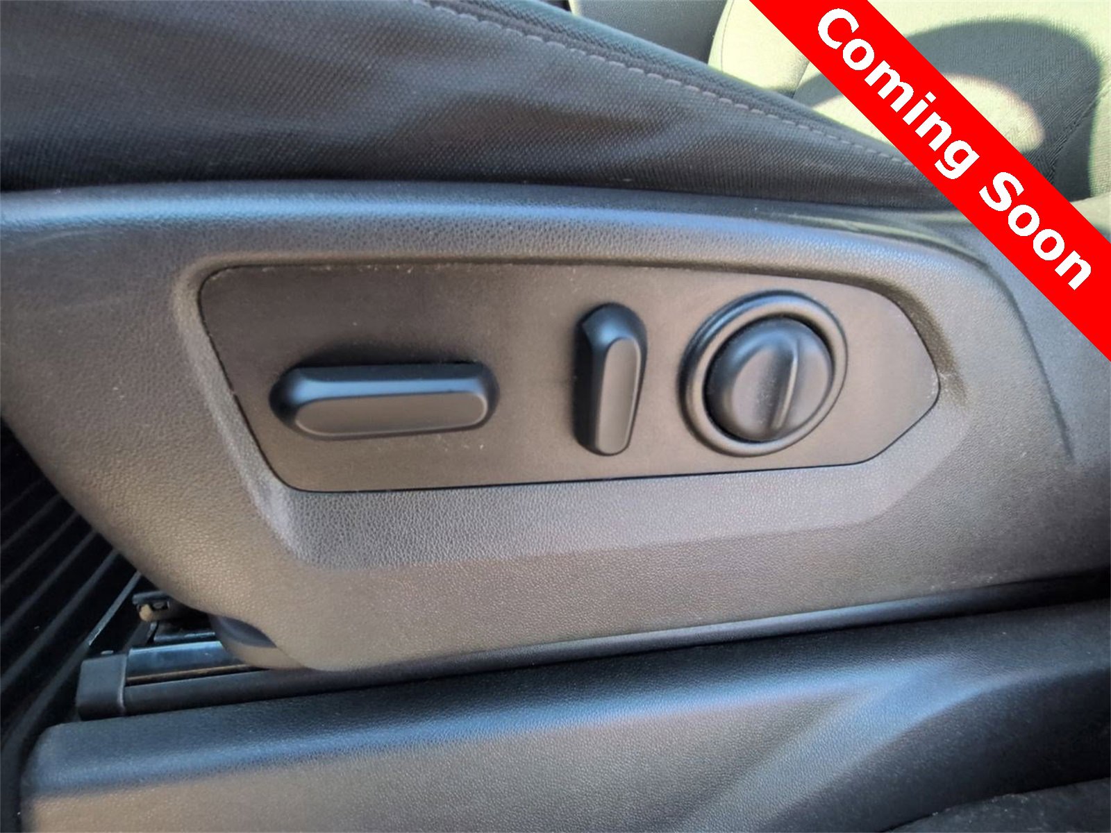 Thumbnail: 2020 Chevrolet Silverado 1500 - 16