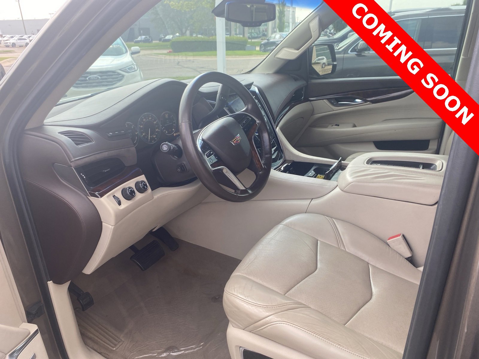 Thumbnail: 2015 Cadillac Escalade - 10