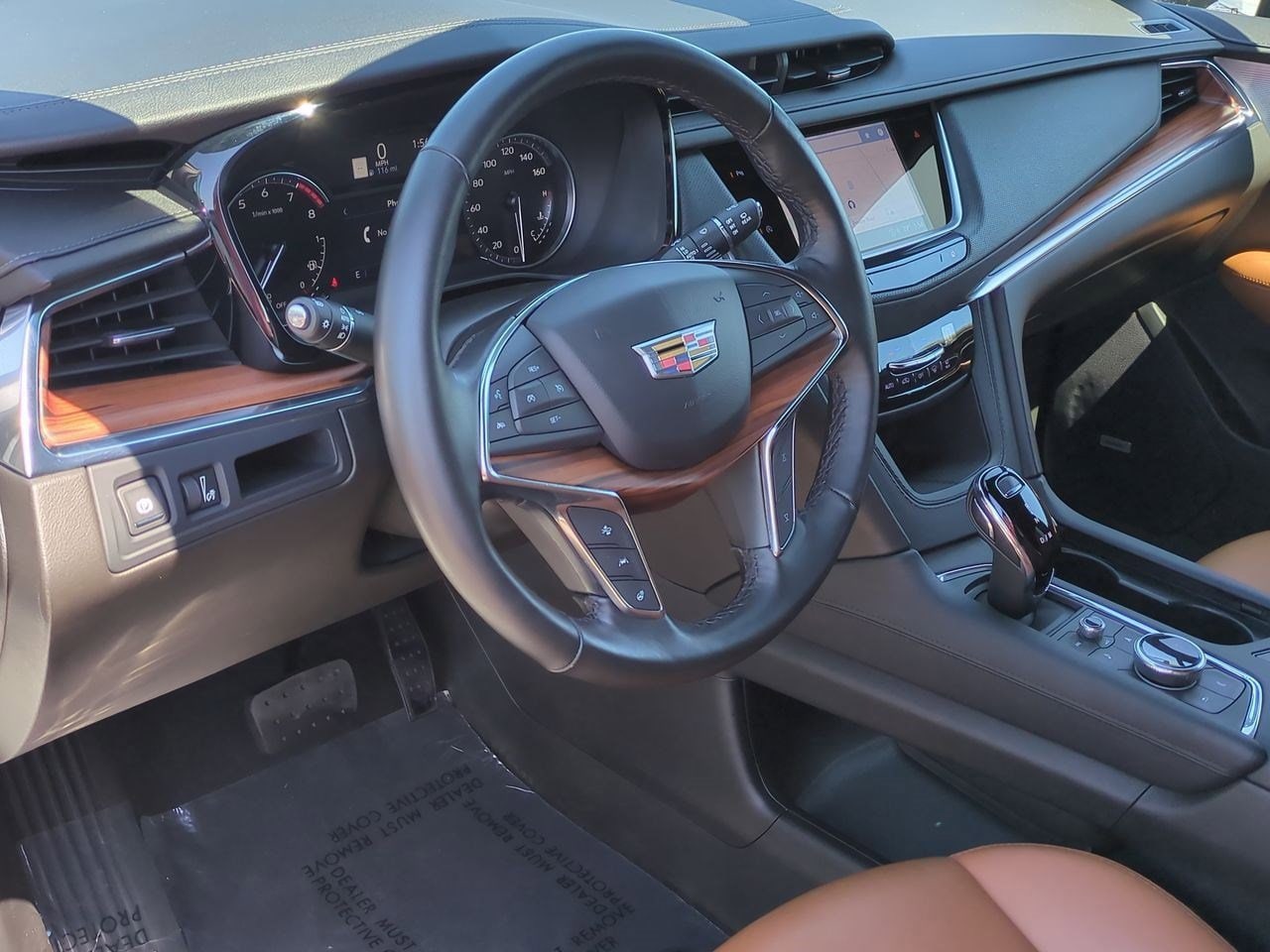 Thumbnail: 2023 Cadillac XT5 - 2