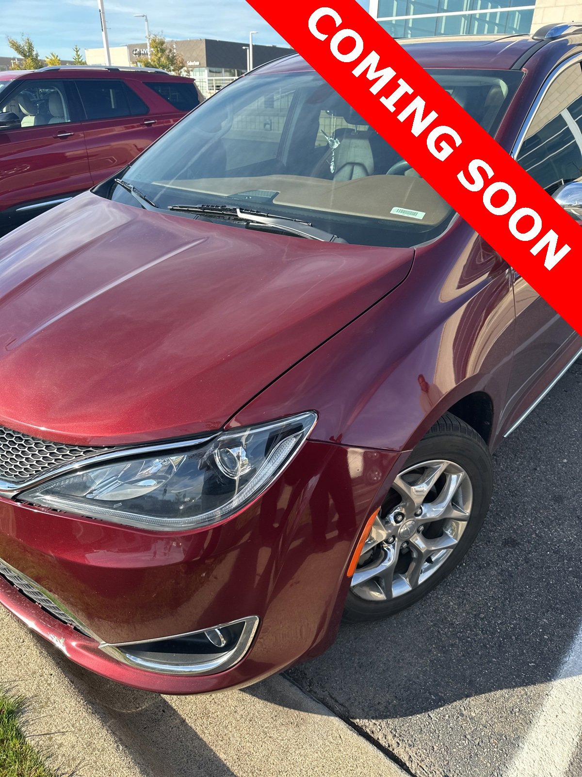 Thumbnail: 2017 Chrysler Pacifica - 2