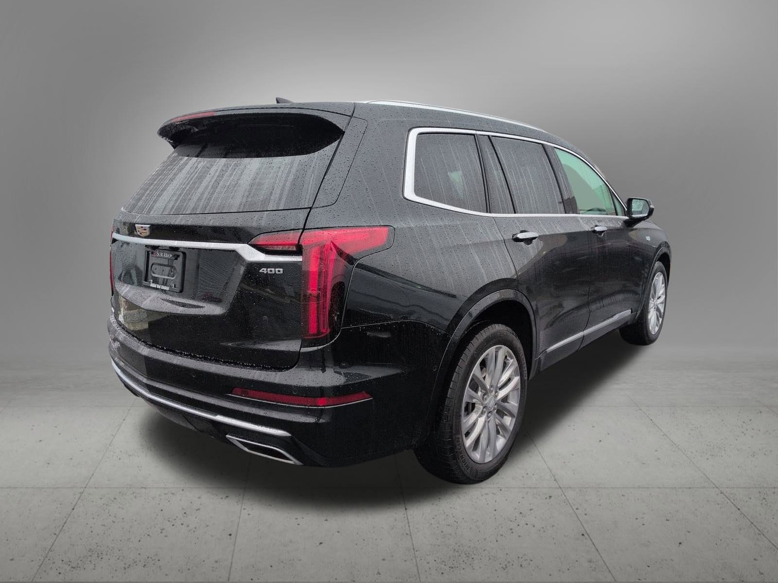 Thumbnail: 2023 Cadillac XT6 - 6