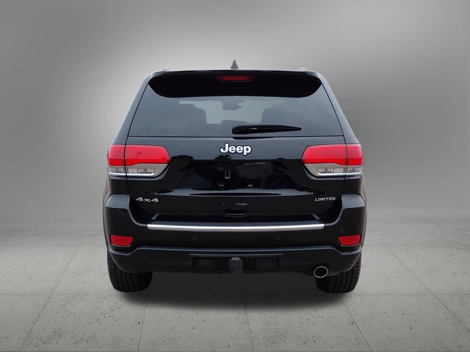 Thumbnail: 2017 Jeep Grand Cherokee - 5