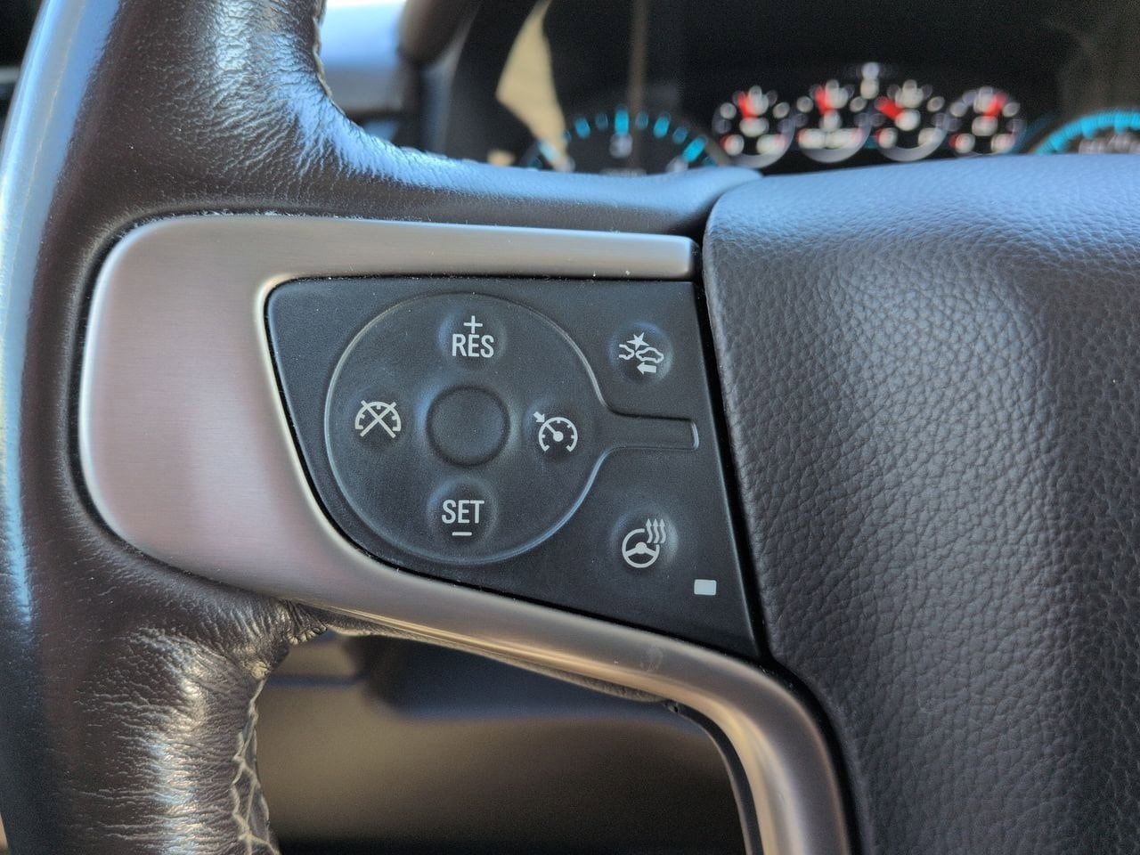 Thumbnail: 2018 GMC Yukon - 24