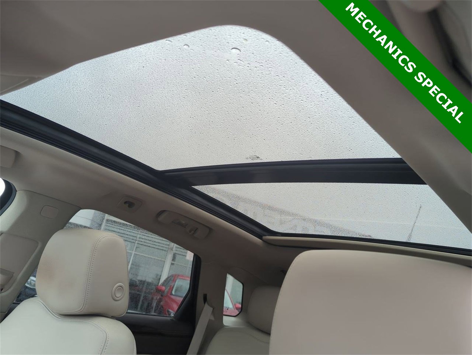Thumbnail: 2014 Cadillac SRX - 17