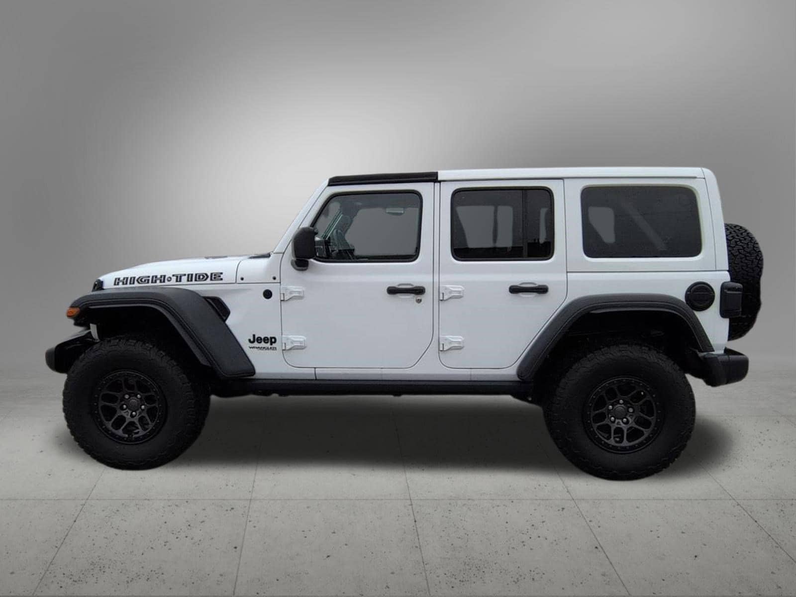 Thumbnail: 2022 Jeep Wrangler - 3