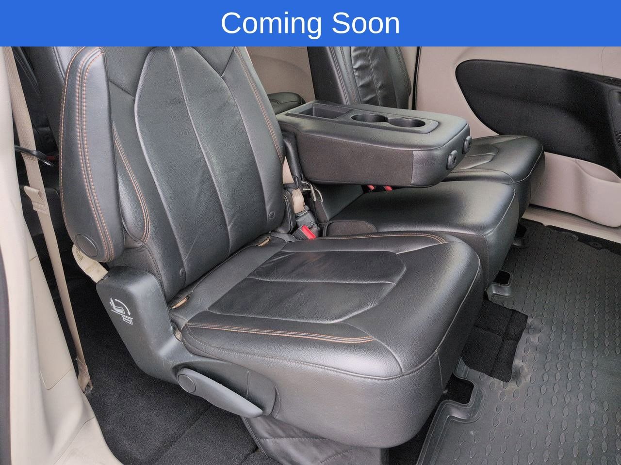 Thumbnail: 2017 Chrysler Pacifica - 20