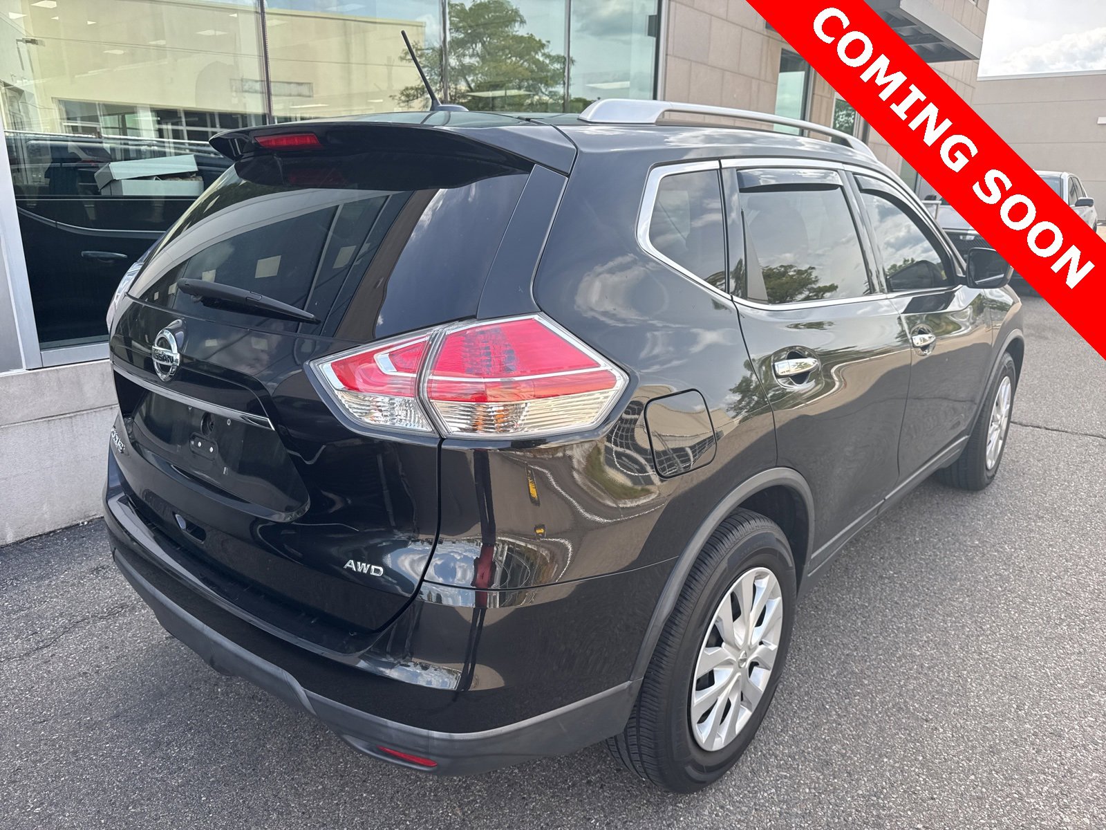 Thumbnail: 2016 Nissan Rogue - 10