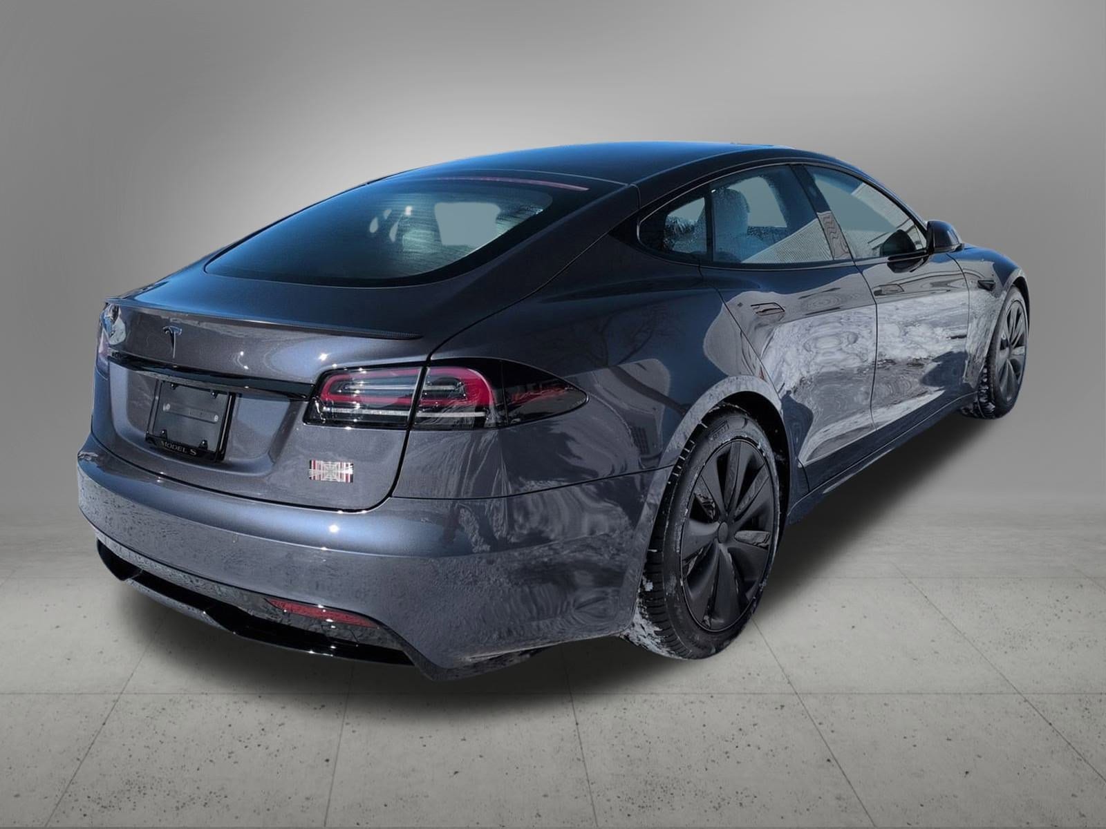 Thumbnail: 2022 Tesla Model S - 6