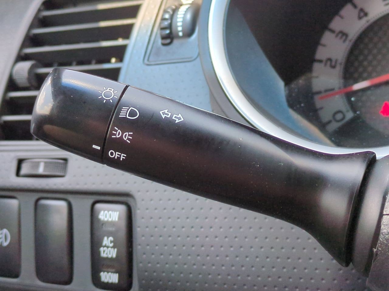 Thumbnail: 2012 Toyota Tacoma - 25