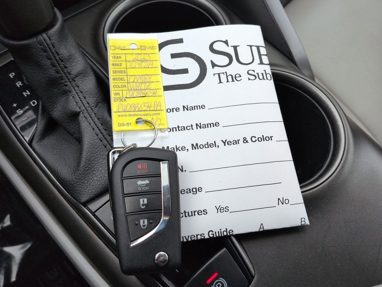 Thumbnail: 2023 Toyota Camry - 33