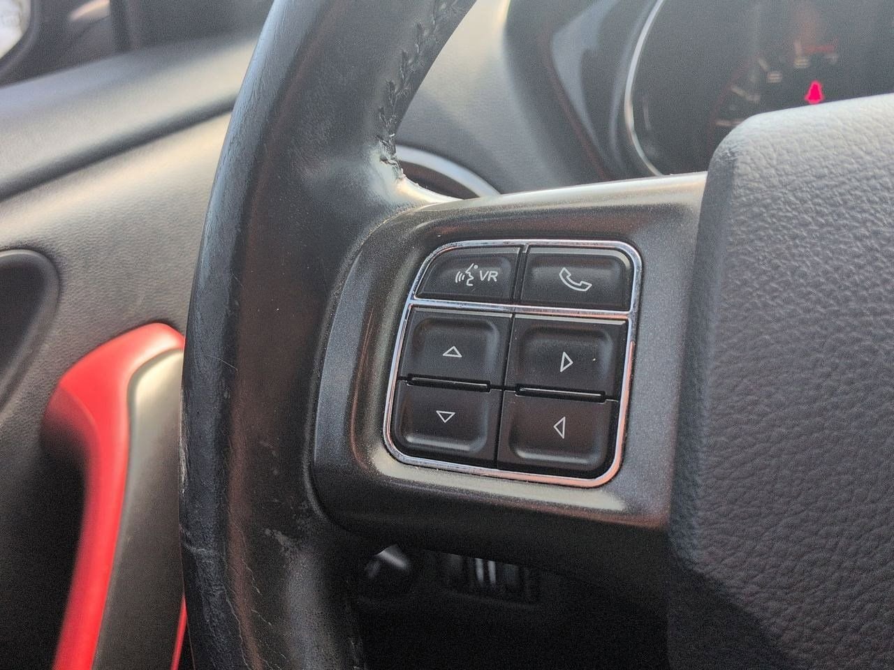 Thumbnail: 2015 Dodge Dart - 24