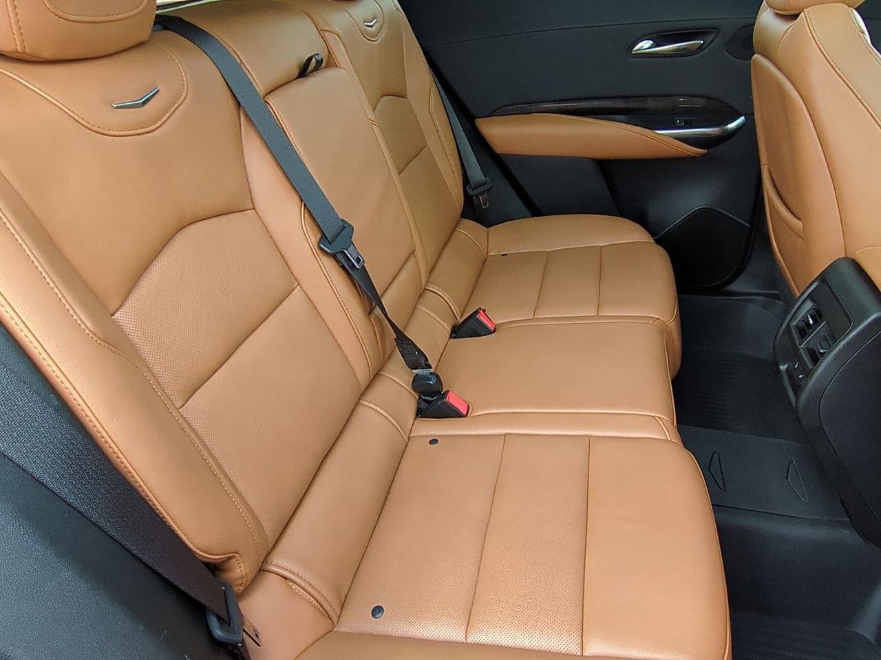 Thumbnail: 2020 Cadillac XT4 - 20