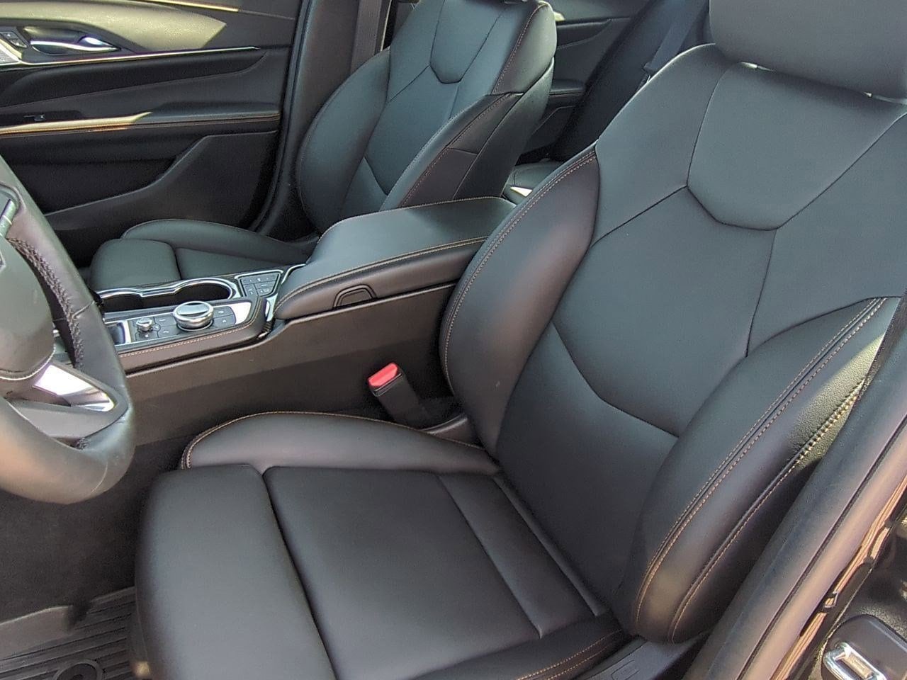 Thumbnail: 2024 Cadillac CT4 - 15