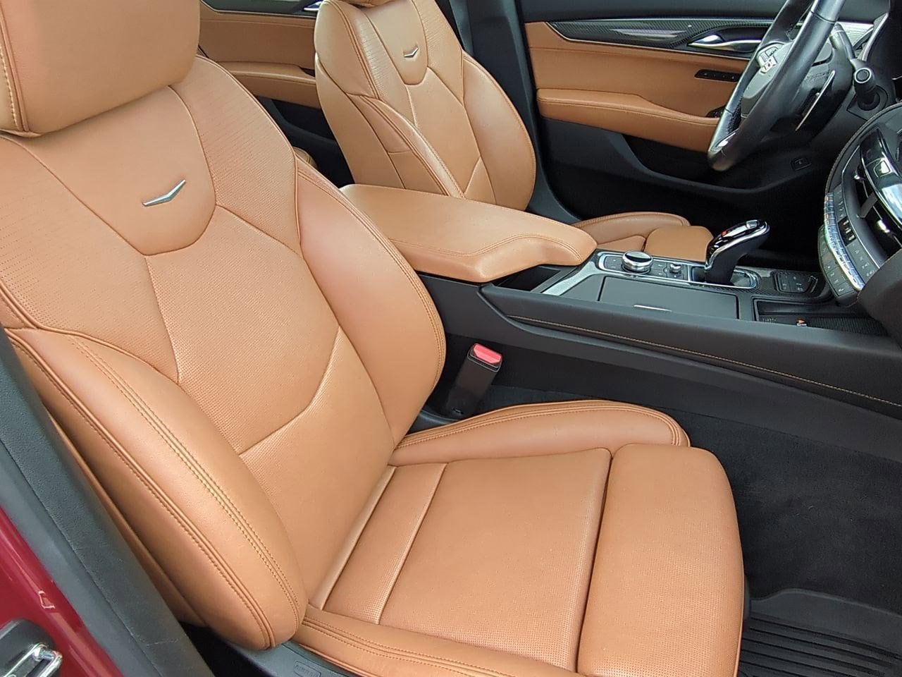 Thumbnail: 2023 Cadillac CT5 - 22