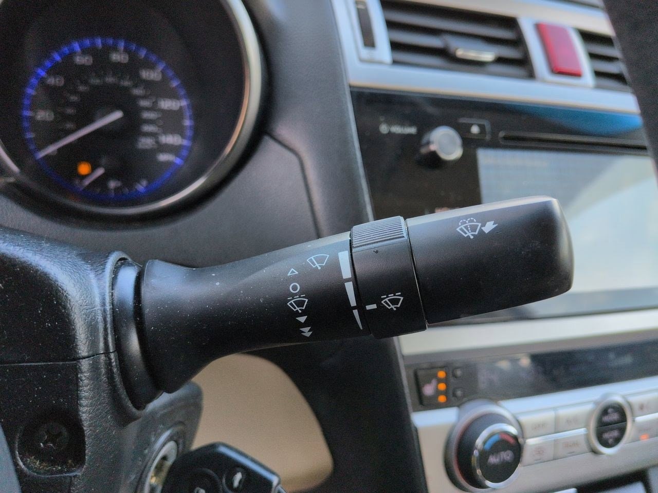 Thumbnail: 2016 Subaru Legacy - 25