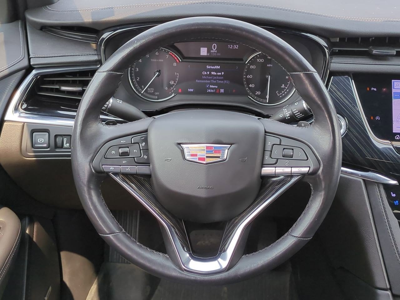 Thumbnail: 2023 Cadillac XT6 - 23