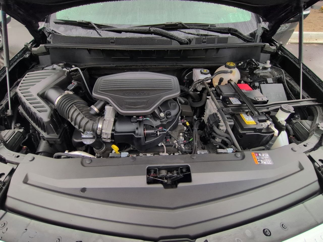 Thumbnail: 2023 Cadillac XT6 - 14