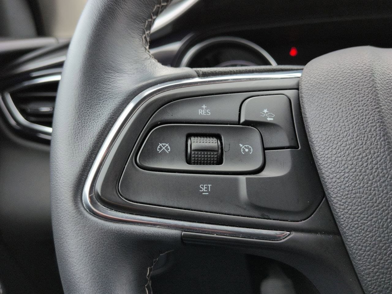 Thumbnail: 2023 Buick Encore GX - 23