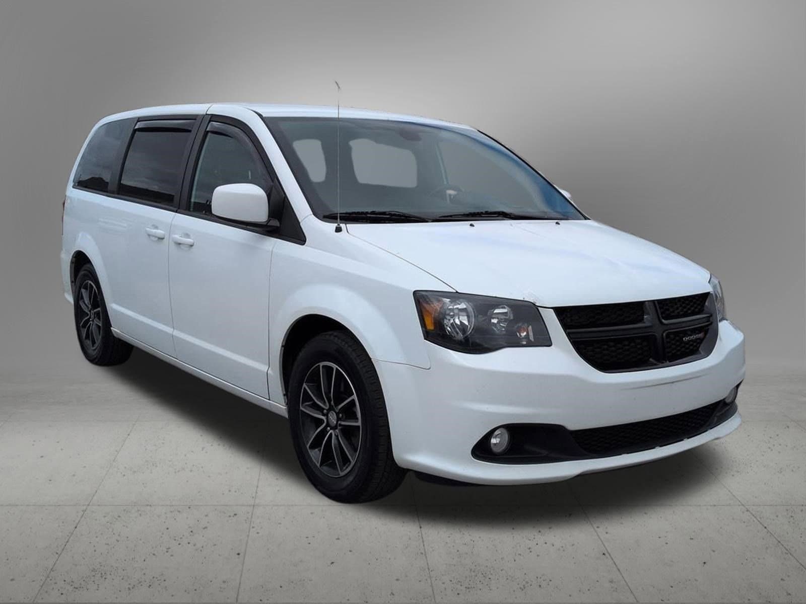 Thumbnail: 2019 Dodge Grand Caravan - 7