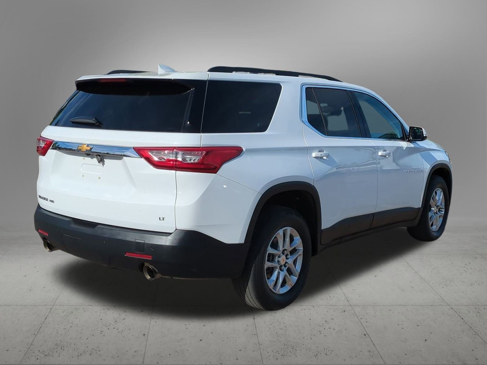 Thumbnail: 2020 Chevrolet Traverse - 6