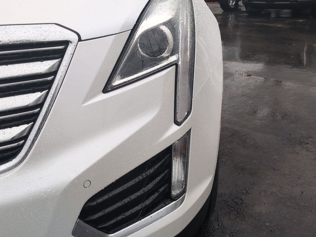 Thumbnail: 2017 Cadillac XT5 - 10