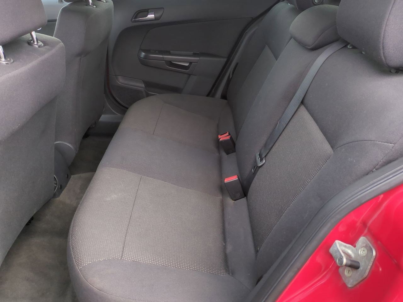 Thumbnail: 2008 Saturn Astra - 18