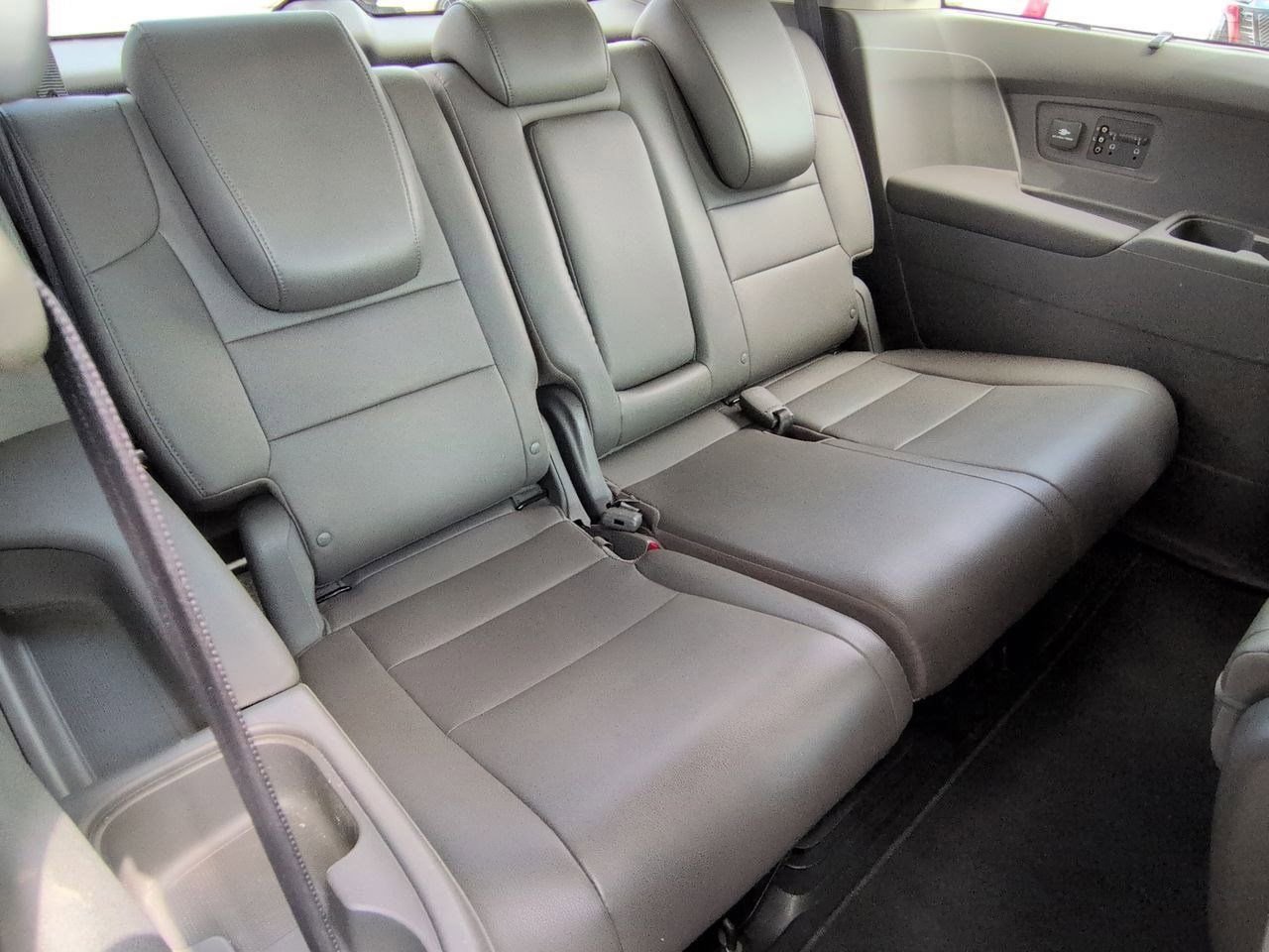 Thumbnail: 2012 Honda Odyssey - 22