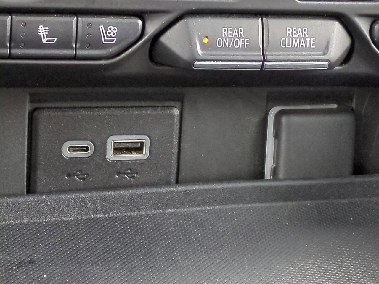 Thumbnail: 2023 Chevrolet Suburban - 30