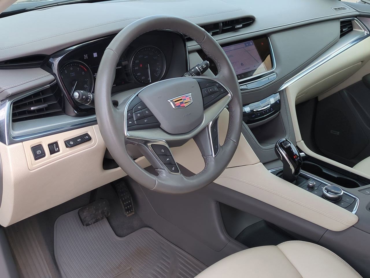Thumbnail: 2023 Cadillac XT5 - 2