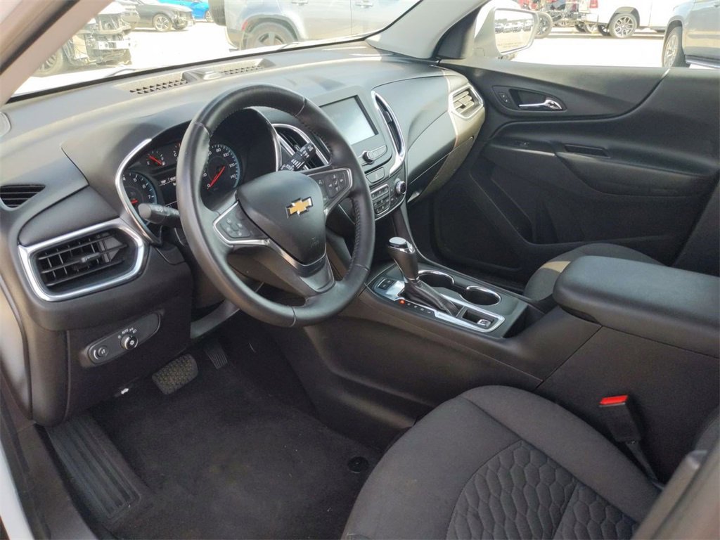 Used 2018 Chevrolet Equinox LT with VIN 2GNAXTEX7J6143163 for sale in Troy, MI