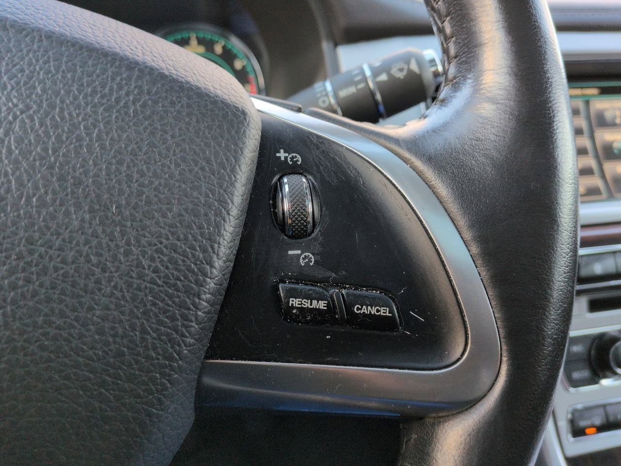 Thumbnail: 2014 Jaguar XF - 22