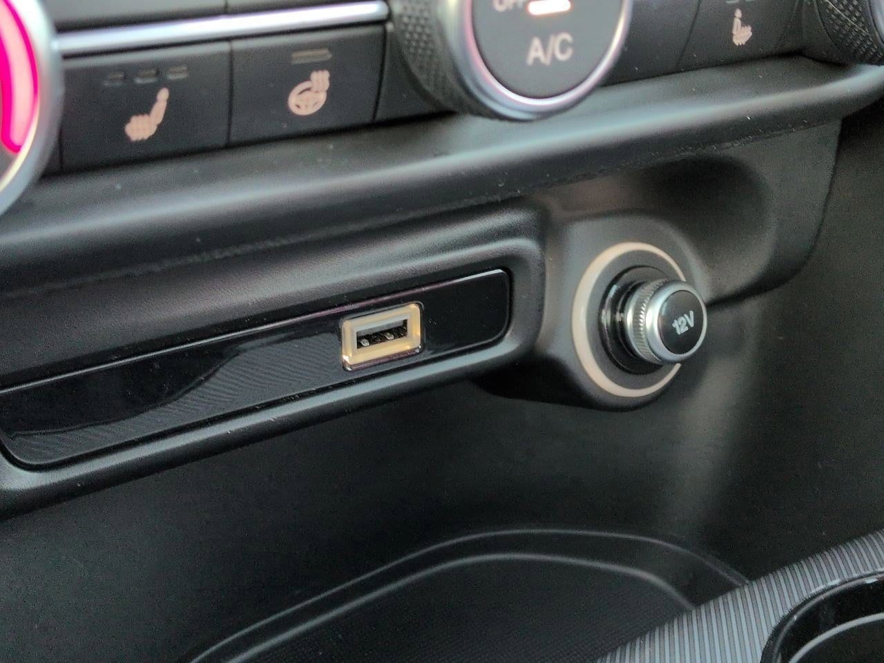 Thumbnail: 2024 Alfa Romeo Giulia - 31