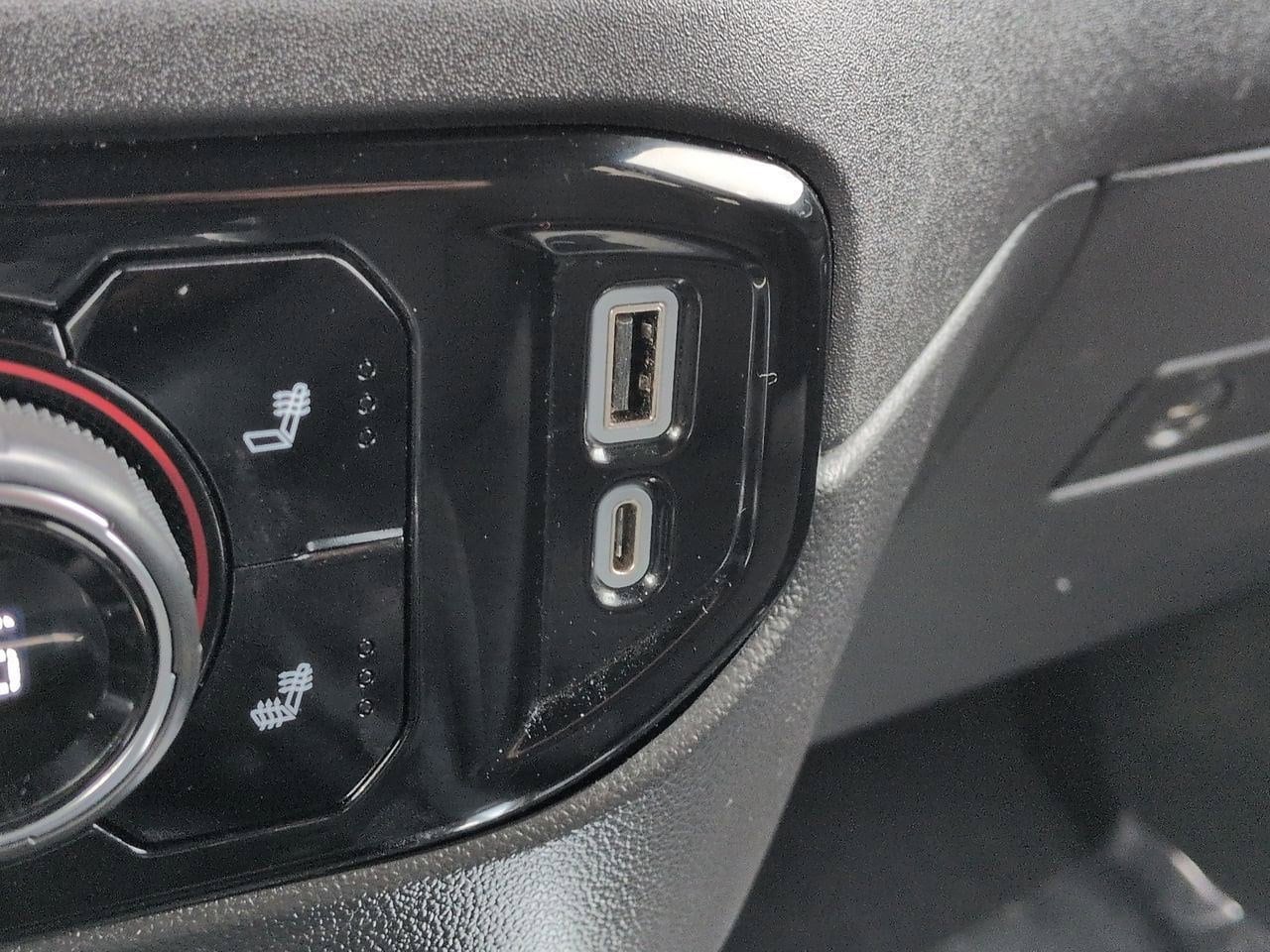 Thumbnail: 2023 Chevrolet Silverado 1500 - 30