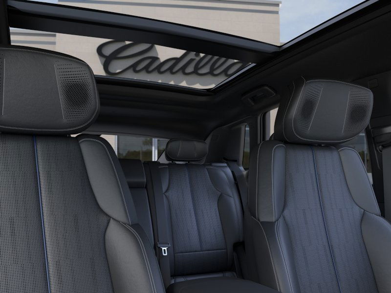 Thumbnail: 2025 Cadillac Lyriq - 48