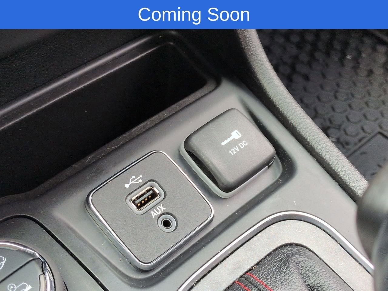 Thumbnail: 2019 Jeep Cherokee - 29