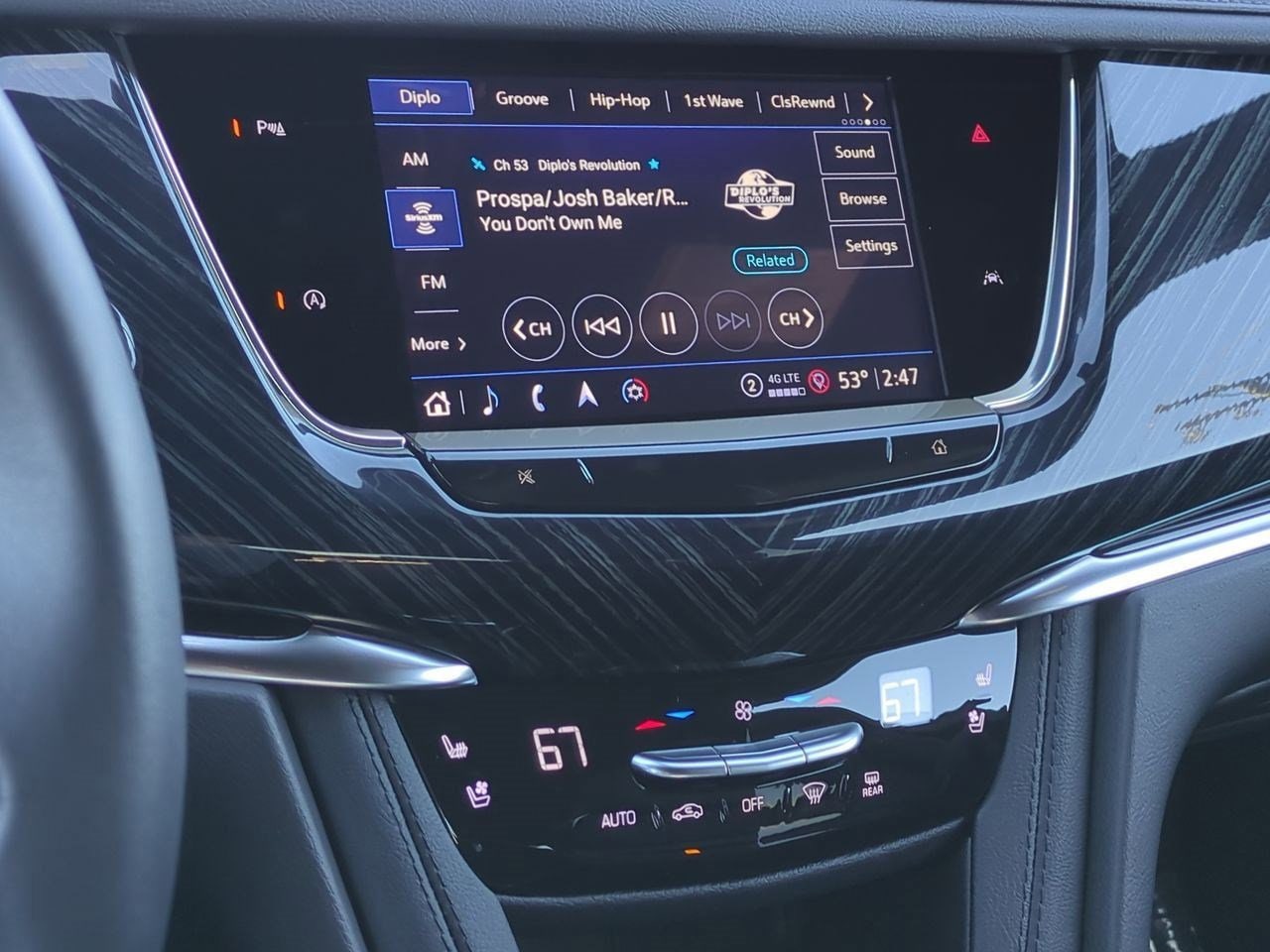 Thumbnail: 2025 Cadillac XT6 - 28