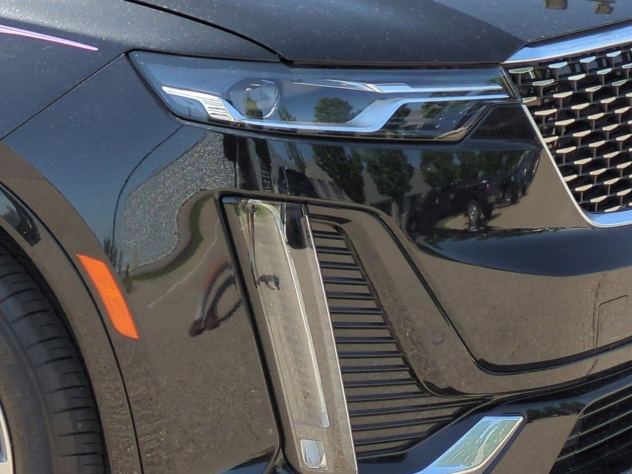 Thumbnail: 2020 Cadillac XT6 - 10