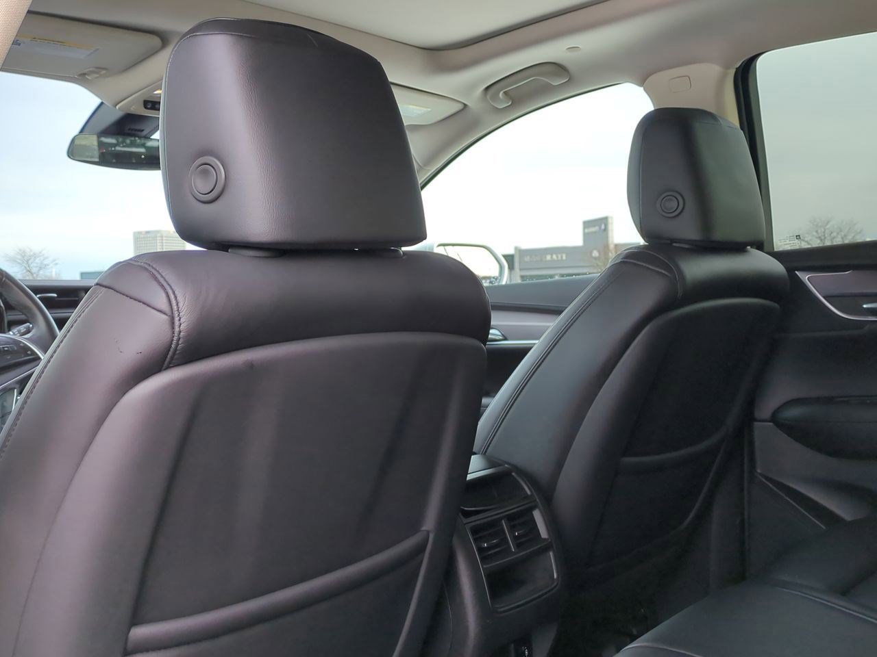 Thumbnail: 2018 Cadillac XT5 - 18