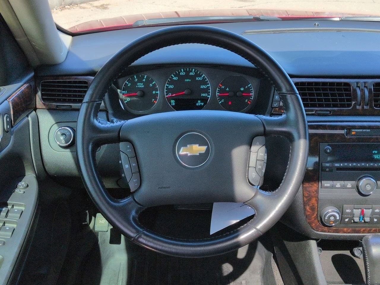 Thumbnail: 2012 Chevrolet Impala - 23