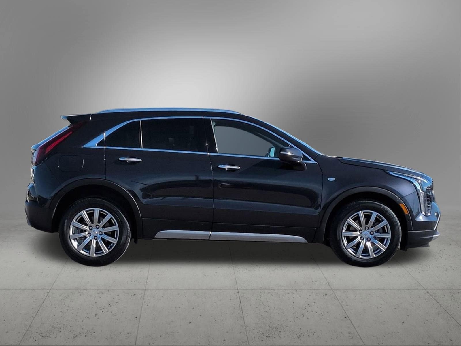 Thumbnail: 2023 Cadillac XT4 - 7