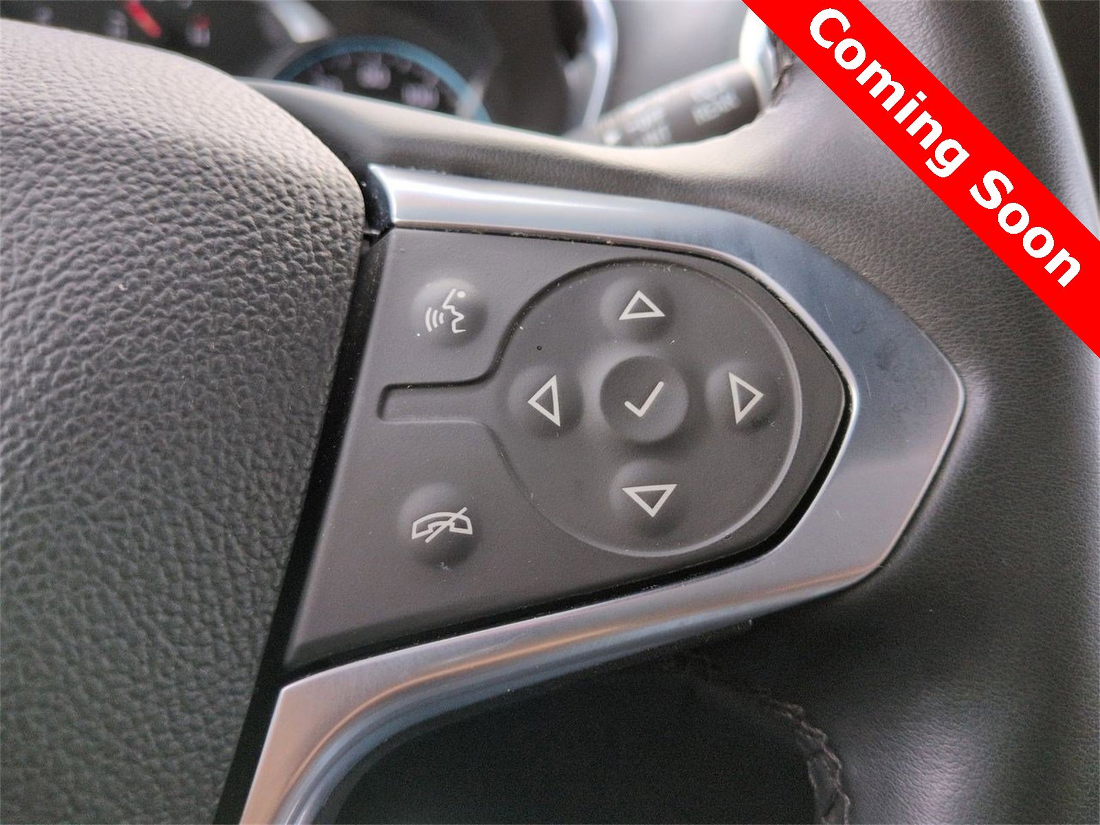 Thumbnail: 2023 Chevrolet Traverse - 24