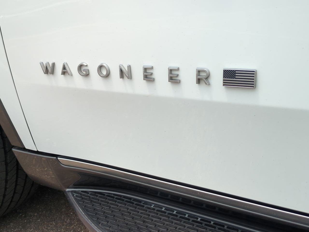 Thumbnail: 2022 Jeep Wagoneer - 11
