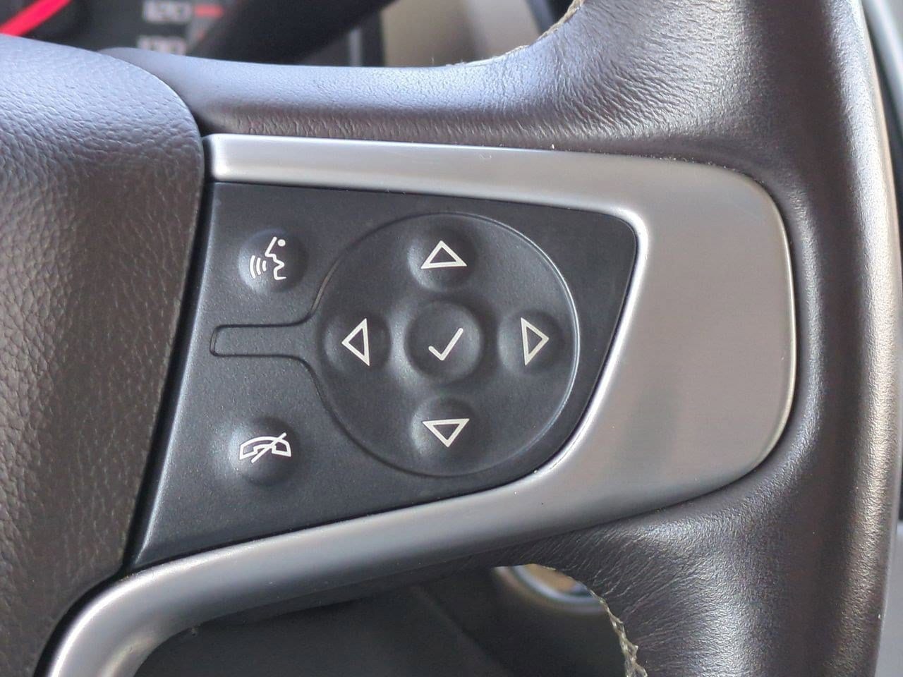 Thumbnail: 2016 GMC Yukon XL - 25