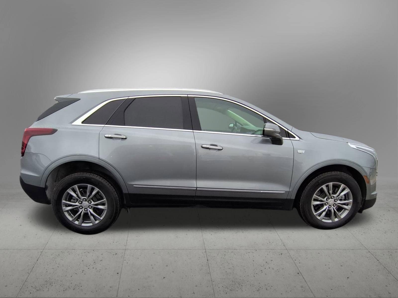 Thumbnail: 2023 Cadillac XT5 - 7